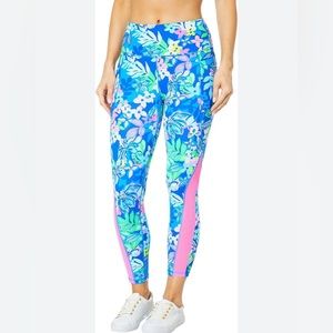 Lilly Pulitzer Luxletic Crop Leggings - Size Medium